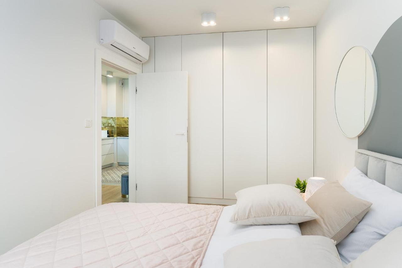 Apartament Baltic View 21 Z Widokiem Na Morze อุสตรอเนียมอร์สเกีย ภายนอก รูปภาพ