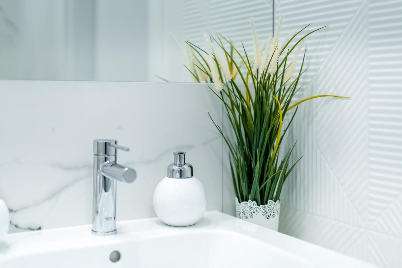 Apartament Baltic View 21 Z Widokiem Na Morze อุสตรอเนียมอร์สเกีย ภายนอก รูปภาพ