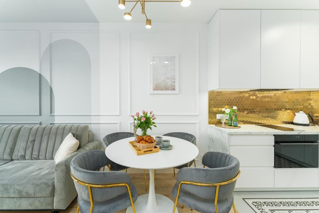 Apartament Baltic View 21 Z Widokiem Na Morze อุสตรอเนียมอร์สเกีย ภายนอก รูปภาพ
